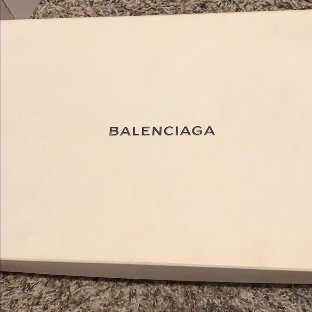Balenciaga runners